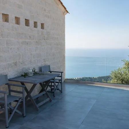 بيت للعطل Sapphire Agios Nikitas *