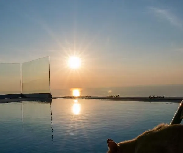 Sapphire Agios Nikitas *